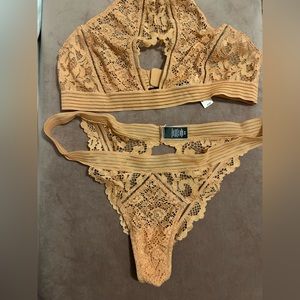 Sexy Victoria’s Secret Bra And Panty Set